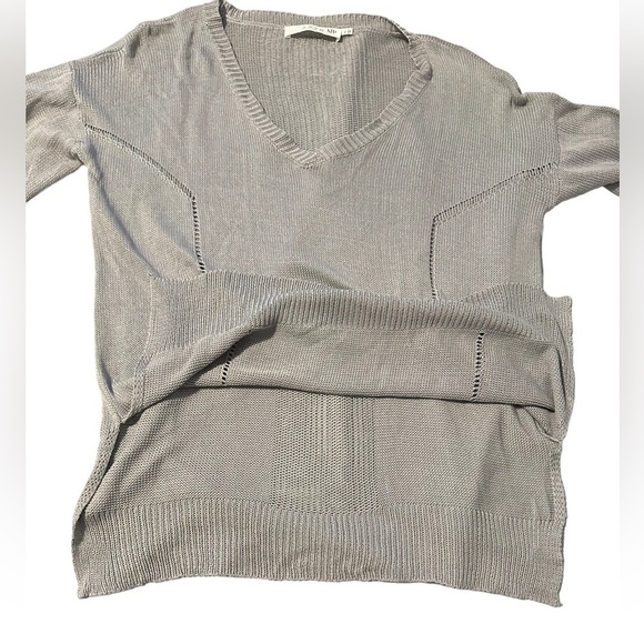 ASTR the label gray lightweight oversized split hem pullover v-neck XS - Picture 3 of 11